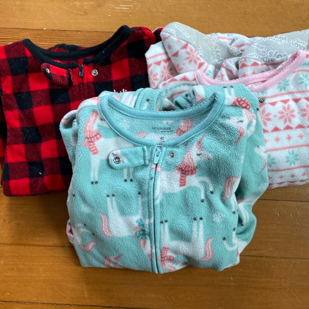 Carter’s fleece zippy bundle